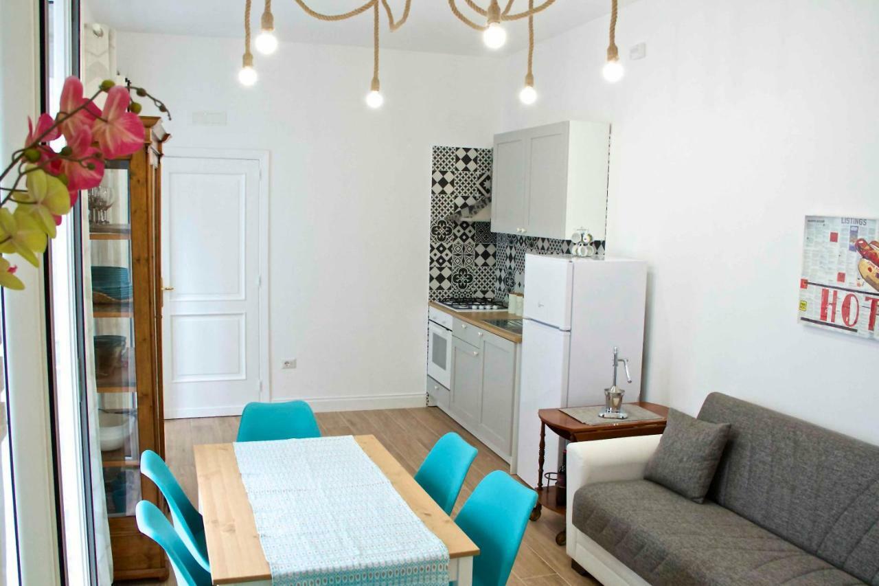 Casa Fabiana Apartment Napoli Ngoại thất bức ảnh